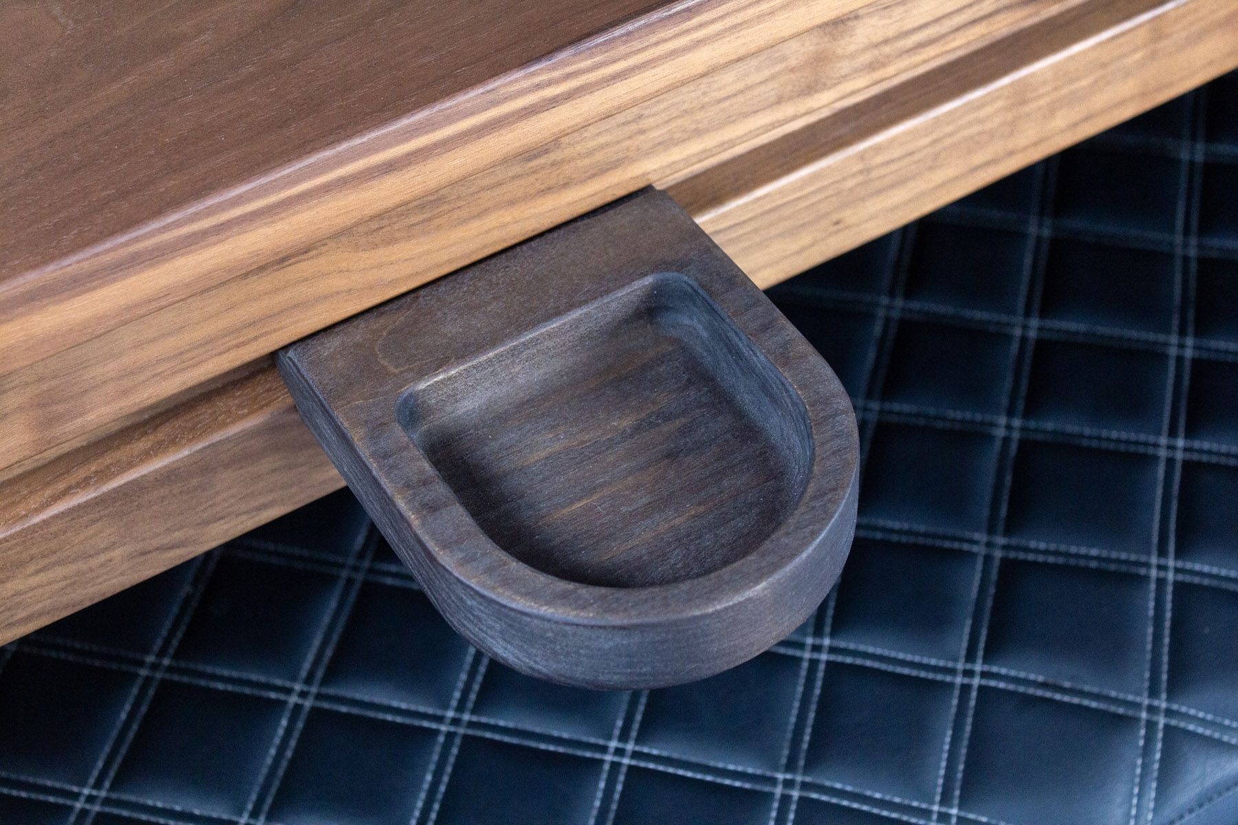 Token-Tray Token-Tray